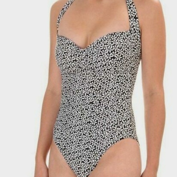nip tuck bathing suit canada